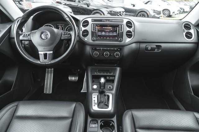 2017 Volkswagen Tiguan Wolfsburg Edition-22
