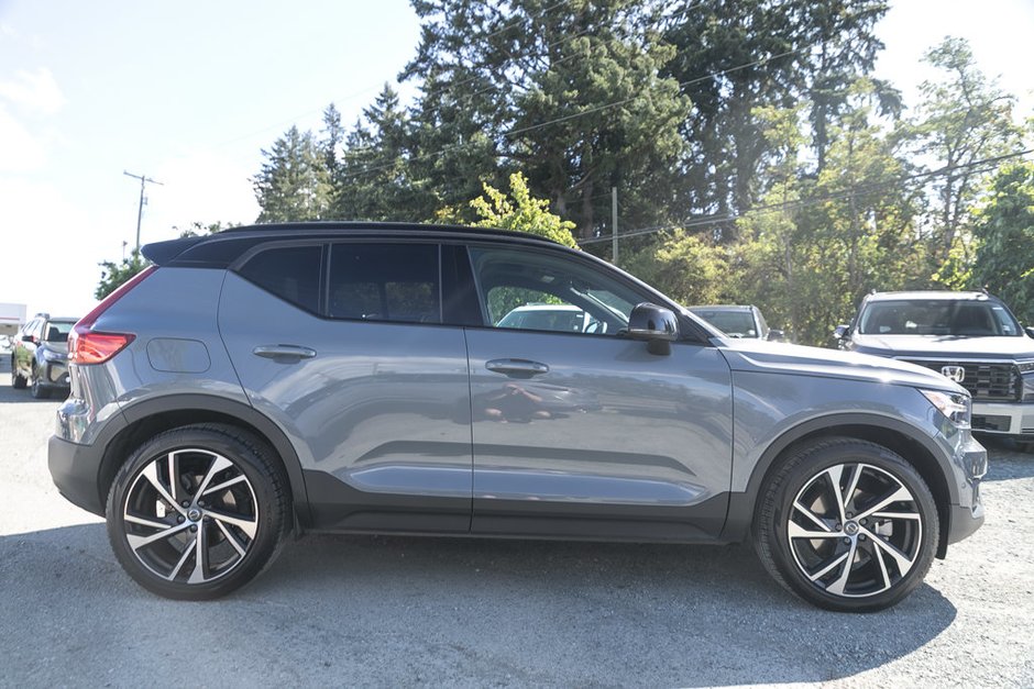 2021 Volvo XC40 R-Design-9
