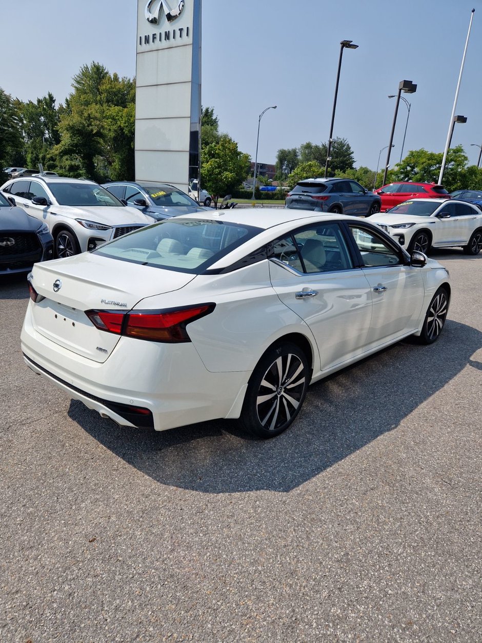 Nissan Altima 2.5 Platinum 2020 PLATINE LOW MILEAGE ONE OWNER CLEAN CARFAX