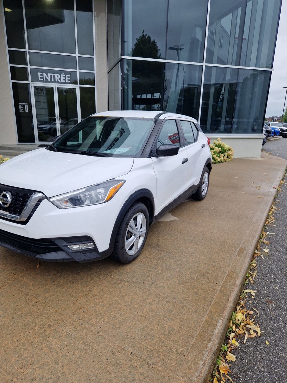 2019 Nissan KICKS S