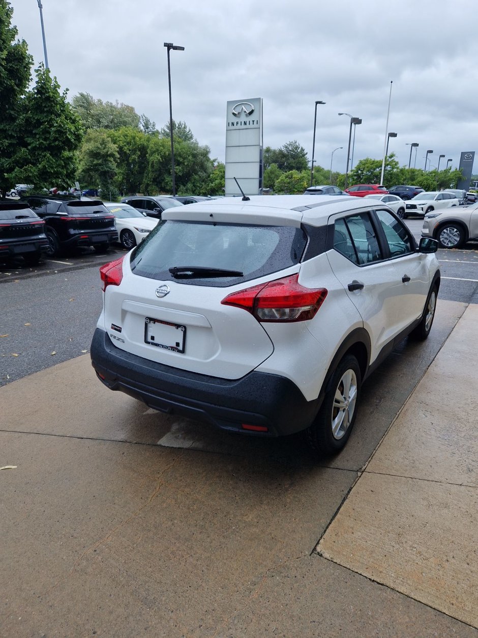 Nissan KICKS S 2019