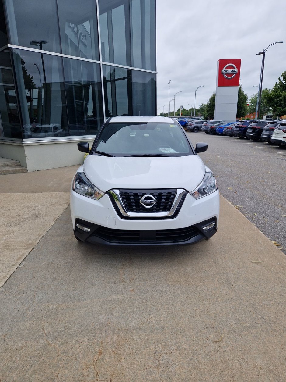 2020 Nissan KICKS S