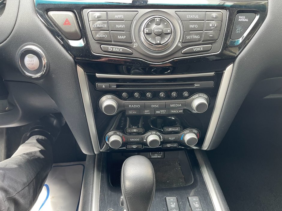 2019 Nissan Pathfinder SV-16