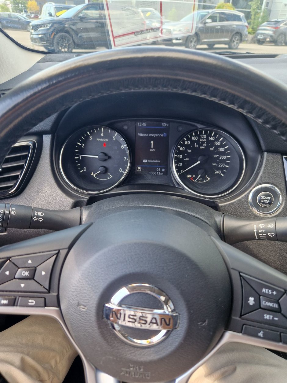 Nissan Qashqai SL 2019 CLEAN CARFAX ONE OWNER