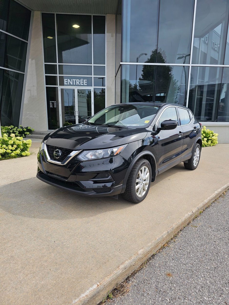 2020 Nissan Qashqai S