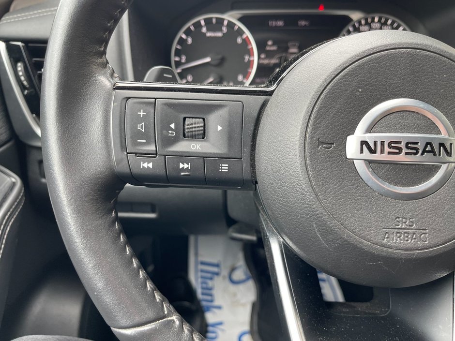 Nissan Rogue SV AWD 2021-18