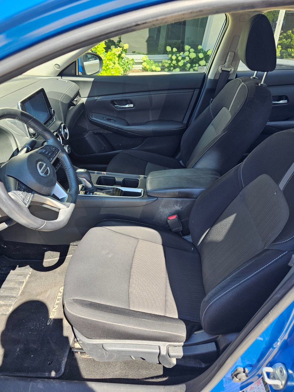 Nissan Sentra SV 2020 LOW MILAGE CLEAN CARFAX