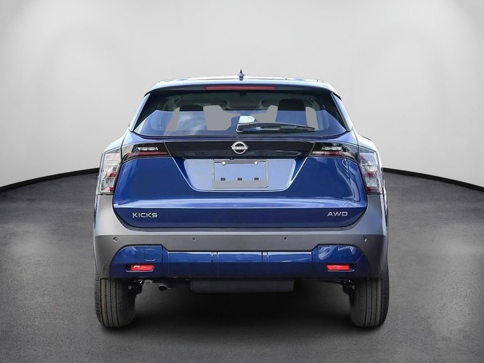 2025 Nissan Kicks S-4