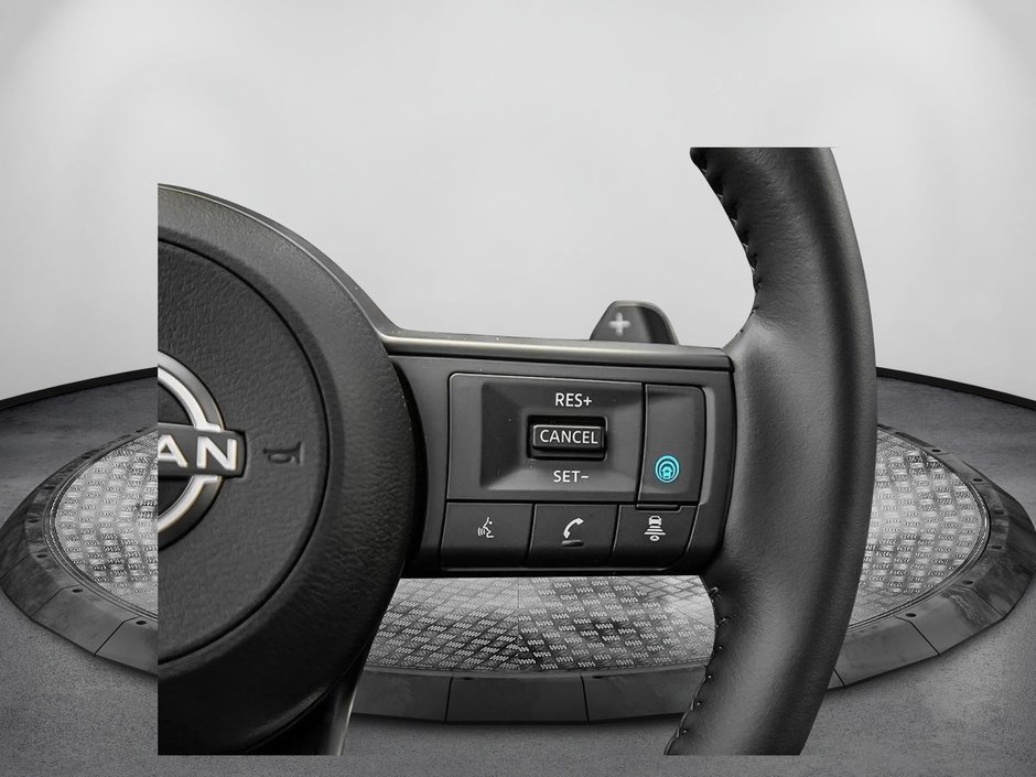 2025 Nissan Rogue SV Moonroof-14