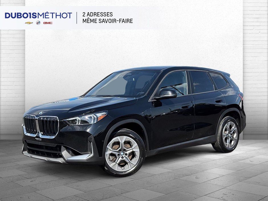 2025 BMW X1 xDrive28i, AWD, CUIR, TOIT !!! in Plessisville, Quebec - w940px