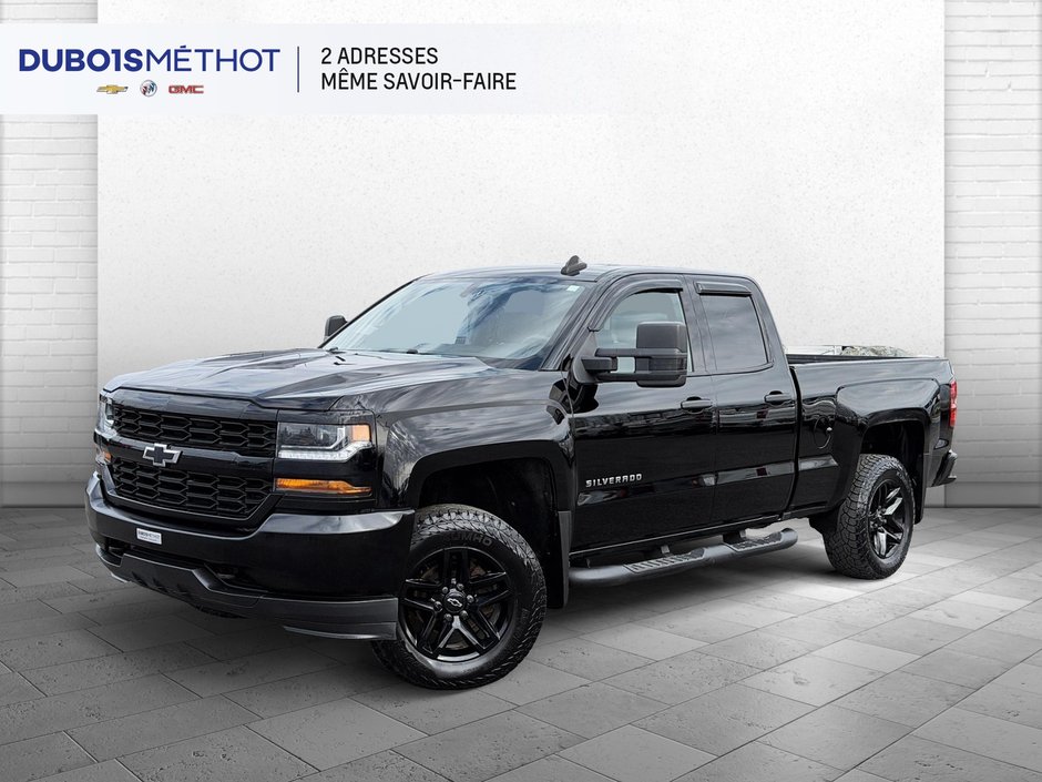 Chevrolet Silverado 1500 CUSTOM, V8 5.3L, DOUBLE CAB, 4X4, 6 1/2 PIEDS !!! 2018 à Victoriaville, Québec - w940px