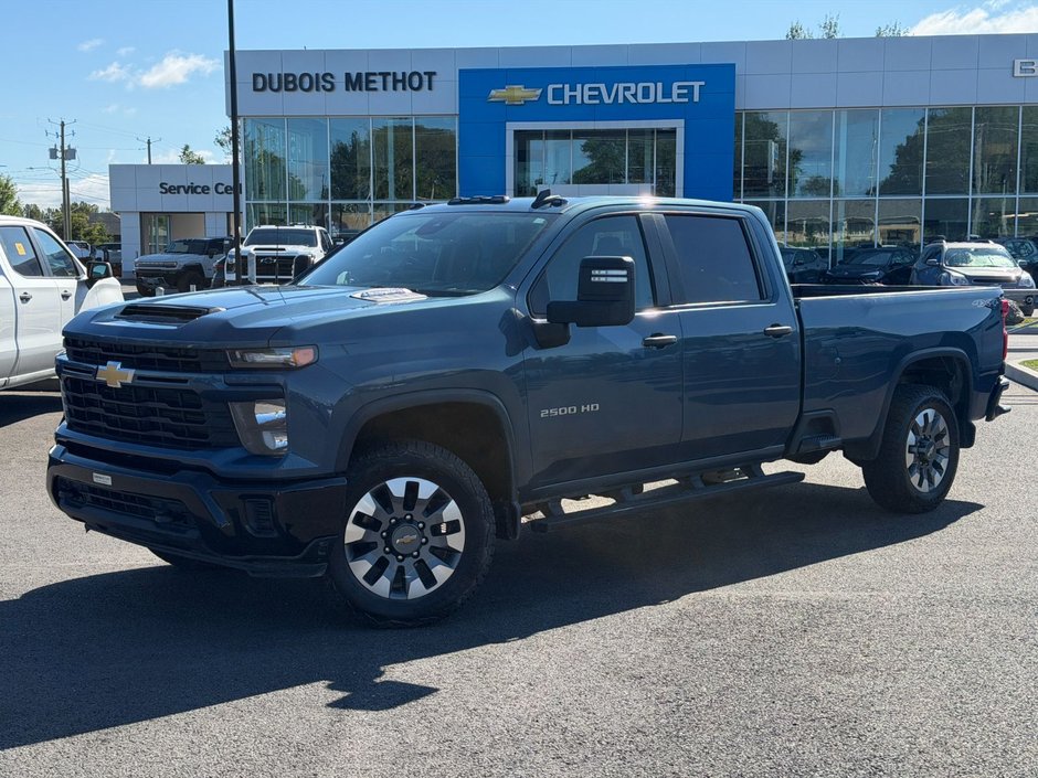 Chevrolet Silverado 2500HD  2024 à Victoriaville, Québec - w940px