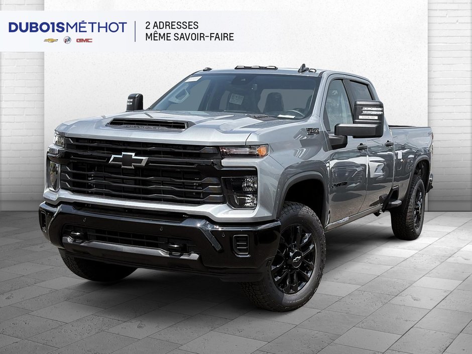 Chevrolet SILVERADO 2500 4RM CUSTOM CREW Custom 2025 à Victoriaville, Québec - w940px