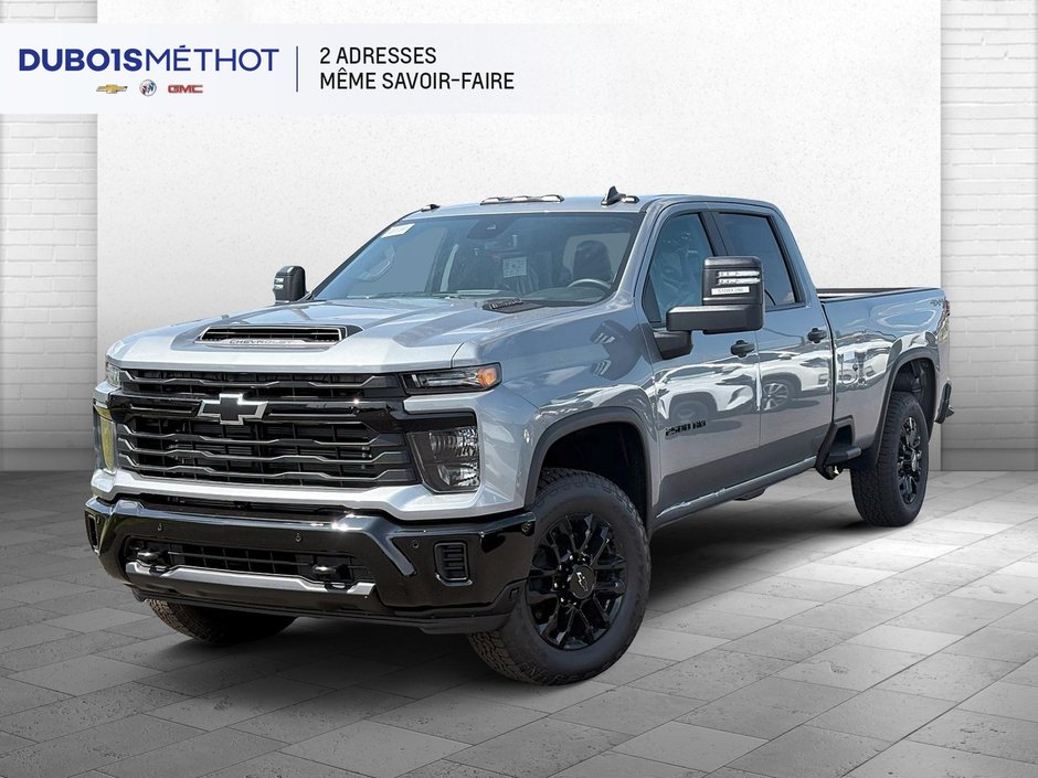 Chevrolet SILVERADO 2500 HD CUSTOM 2025 à Victoriaville, Québec - w940px