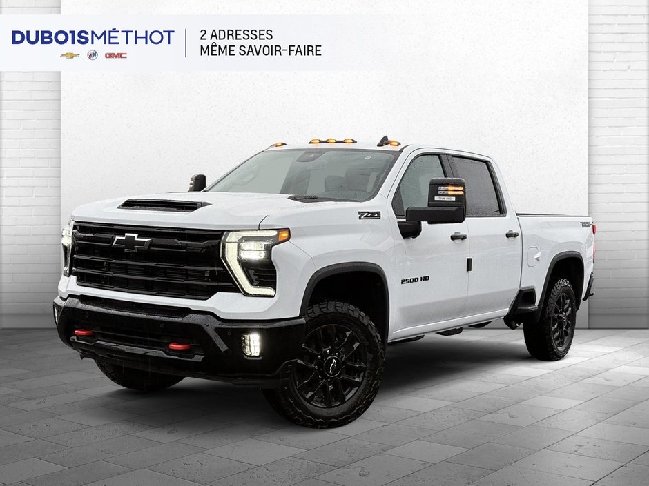 Chevrolet Silverado 2500 HD LT 2026 à Victoriaville, Québec - w940px