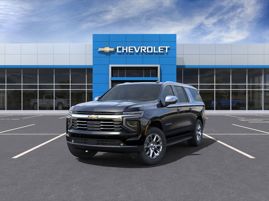 Chevrolet Suburban Premier 2025 à Victoriaville, Québec - w940px