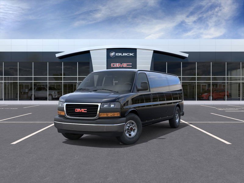 GMC Savana Cargo 3500 WT 155'' 2026 à Victoriaville, Québec - w940px
