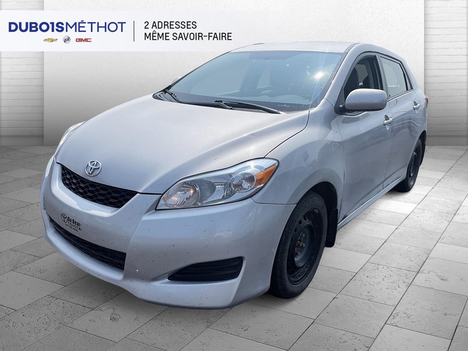2010 Toyota Matrix XR, AIR CLIMATISEE, MANUEL VITRES ET DOORLOCKS !!! in Victoriaville, Quebec - w940px