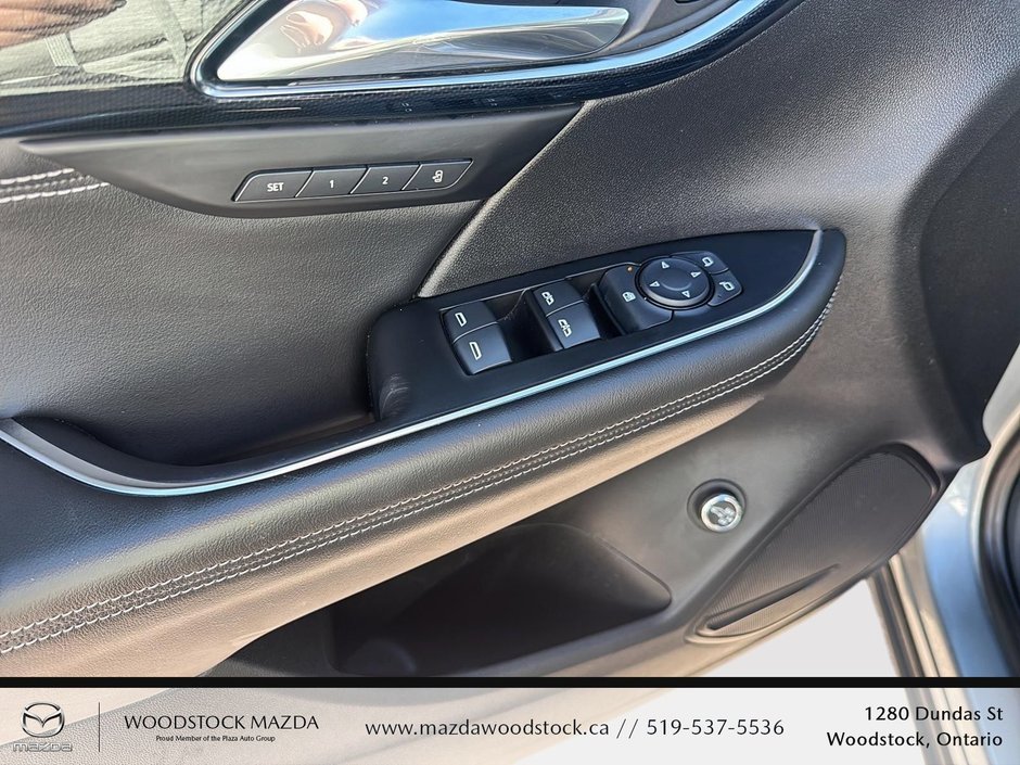 2023 Buick Envision Essence-9