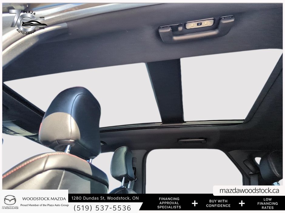 2021 Ford Edge ST Line-16