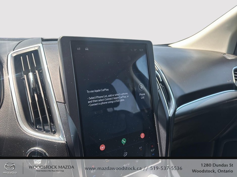 2023 Ford Edge Titanium-17