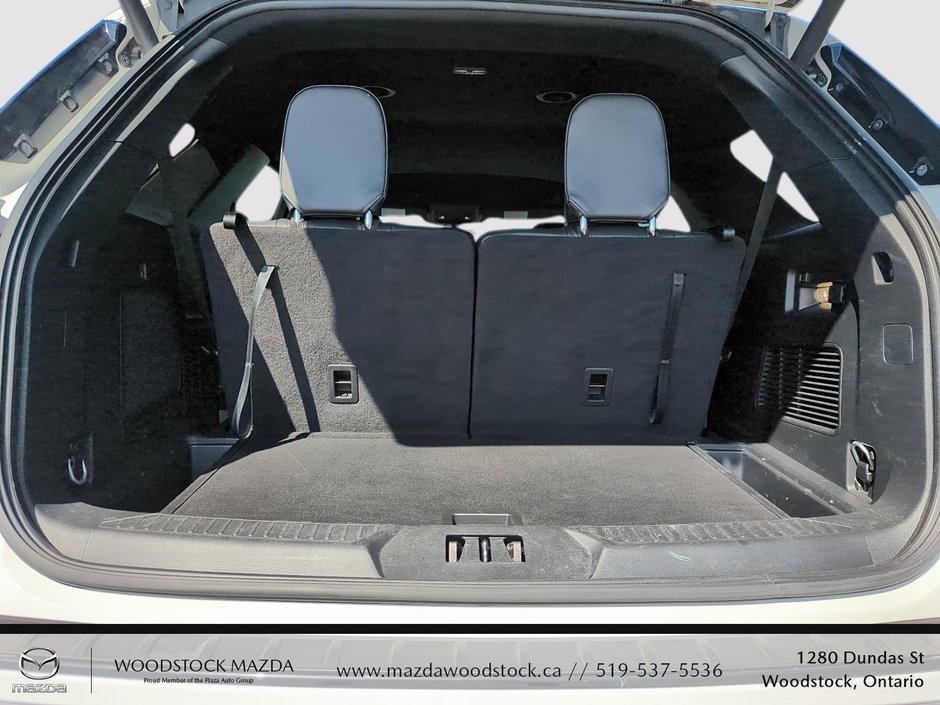 2023 Ford Explorer ST-Line-5
