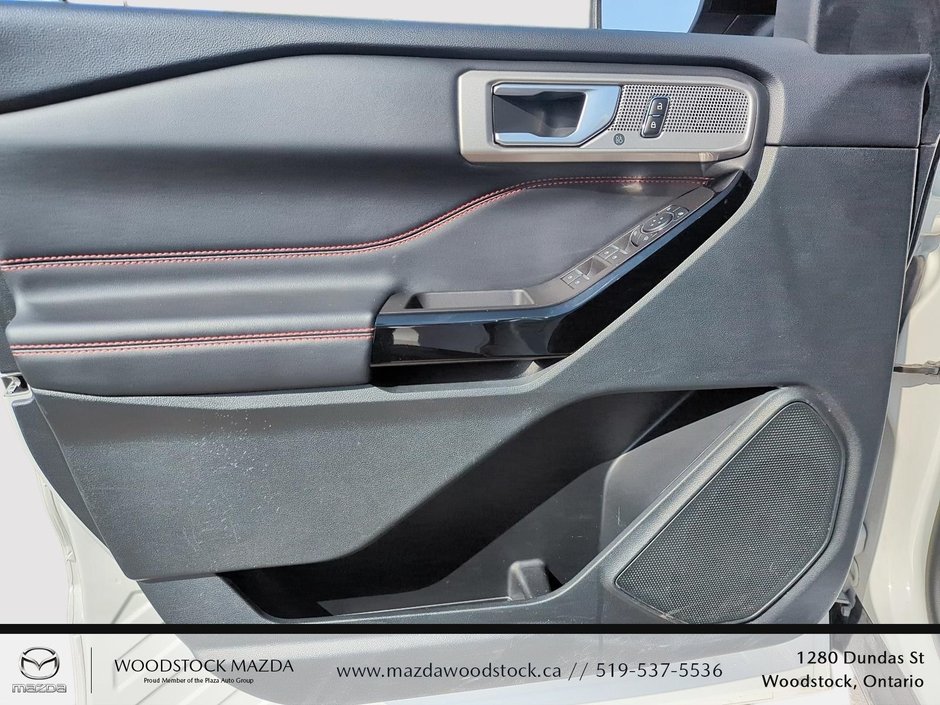 2023 Ford Explorer ST-Line-10