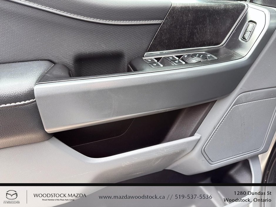 2024 Ford F-150 XLT-8