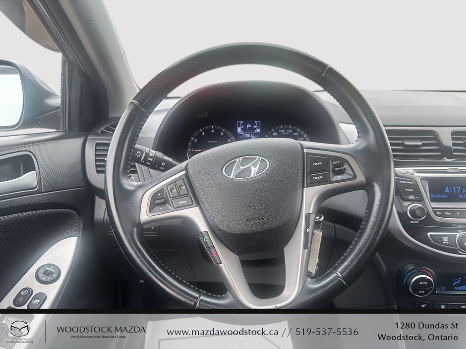 2015 Hyundai Accent GLS-11