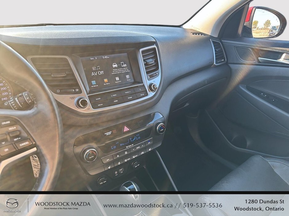 2018 Hyundai Tucson SE-13