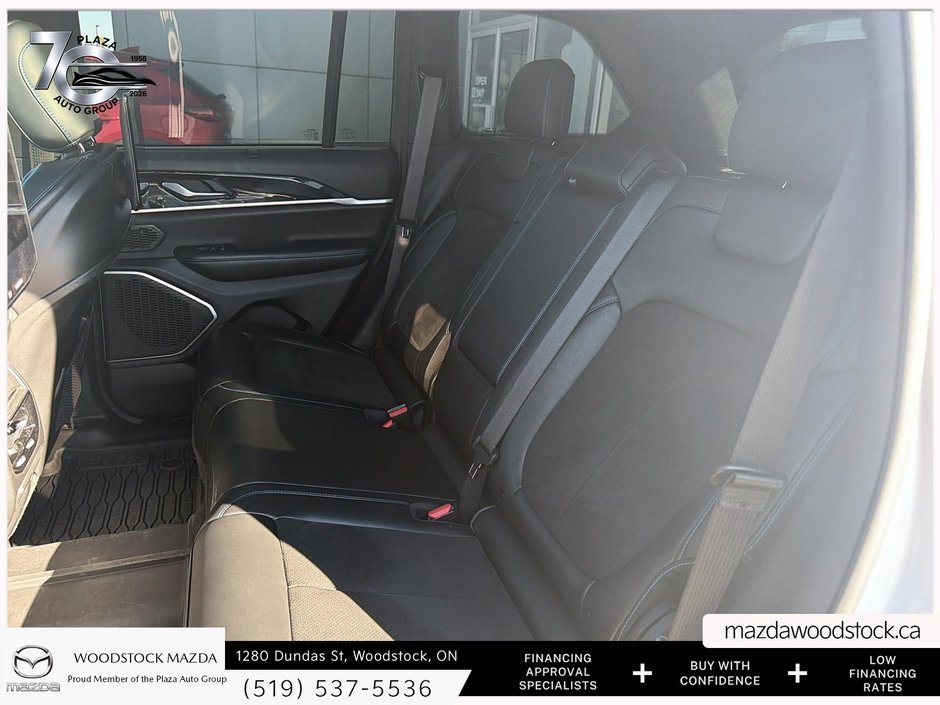 2022 Jeep Grand Cherokee 4xe Trailhawk-15
