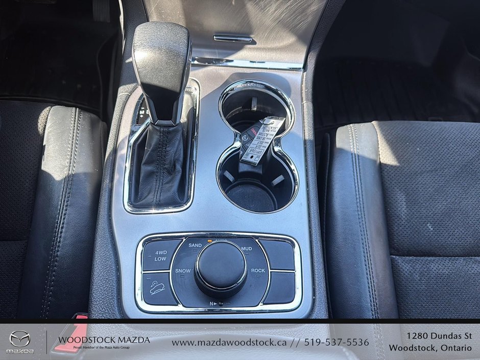 2019 Jeep Grand Cherokee Altitude-13