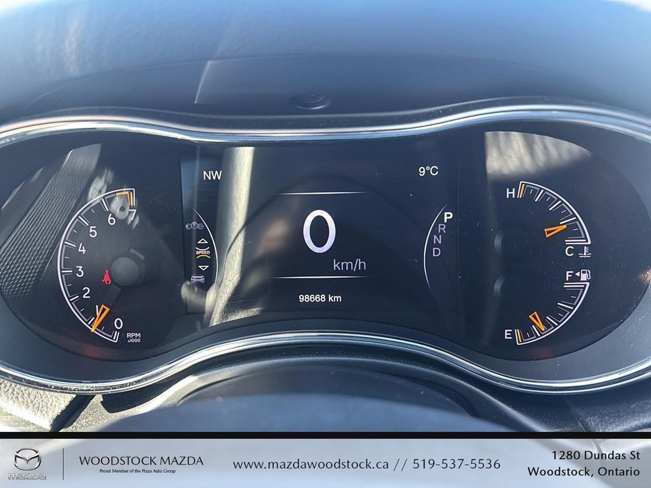 2019 Jeep Grand Cherokee Altitude-11