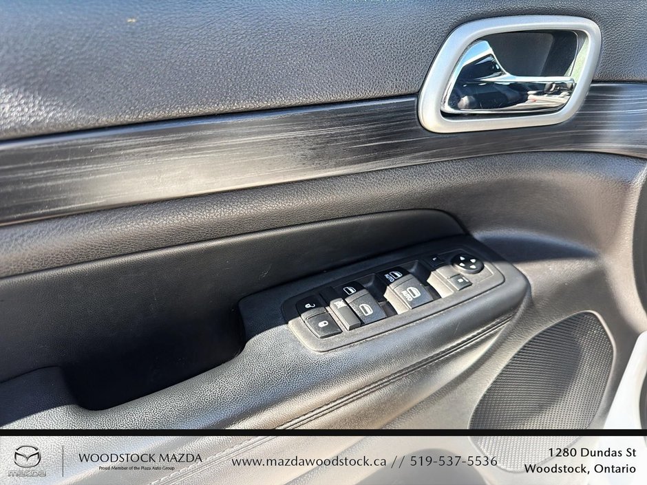 2019 Jeep Grand Cherokee Altitude-9