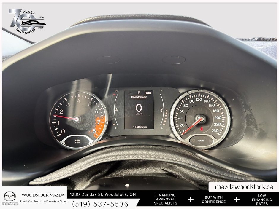 2015 Jeep Renegade North-12