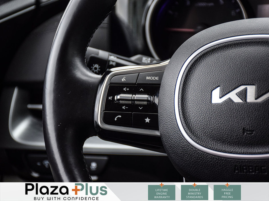2024 Kia Carnival LX-14