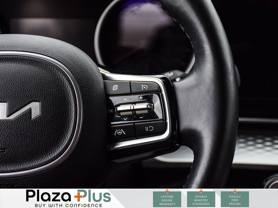 2024 Kia Carnival LX-15