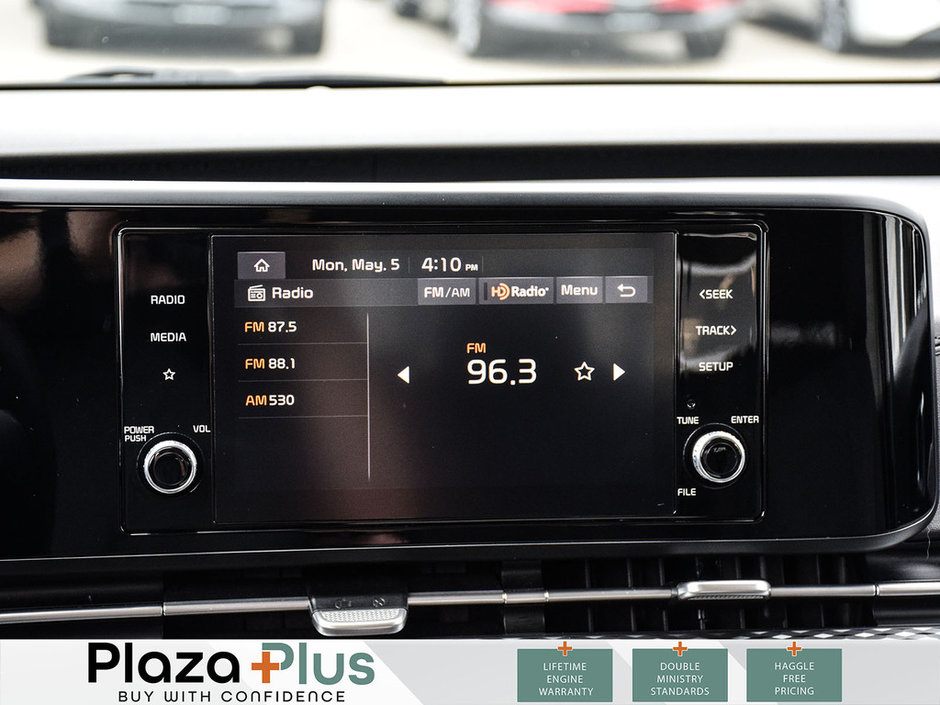 2024 Kia Carnival LX-17