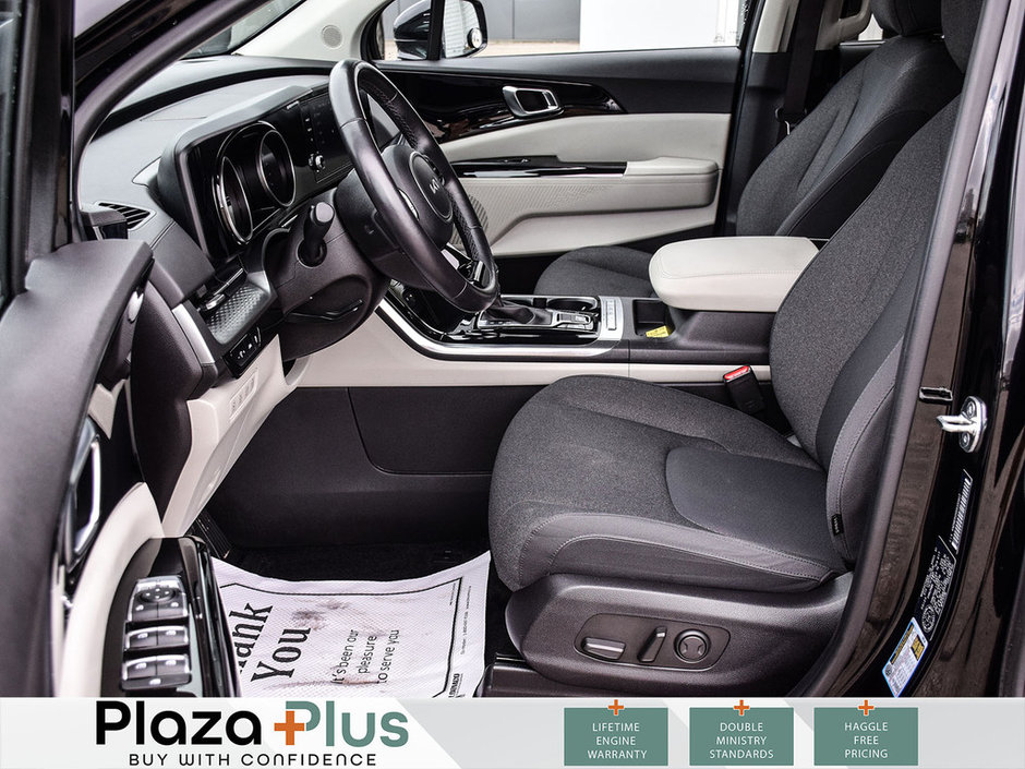 2024 Kia Carnival LX-22