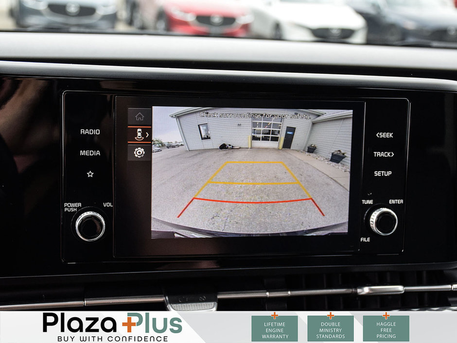 2024 Kia Carnival LX-24