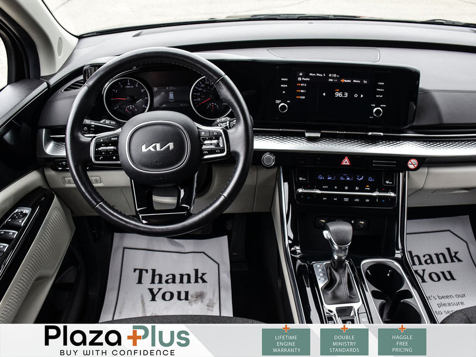 2024 Kia Carnival LX-11