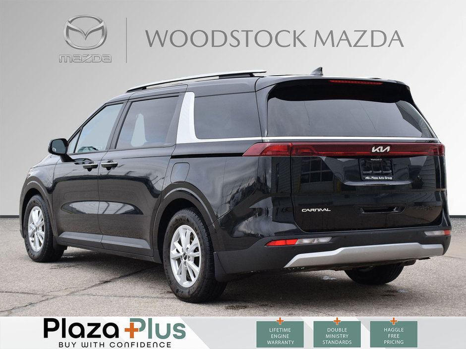 2024 Kia Carnival LX-5