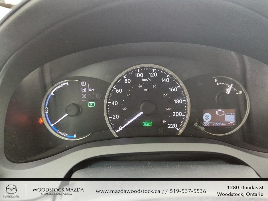 2017 Lexus CT 200h BASE-12