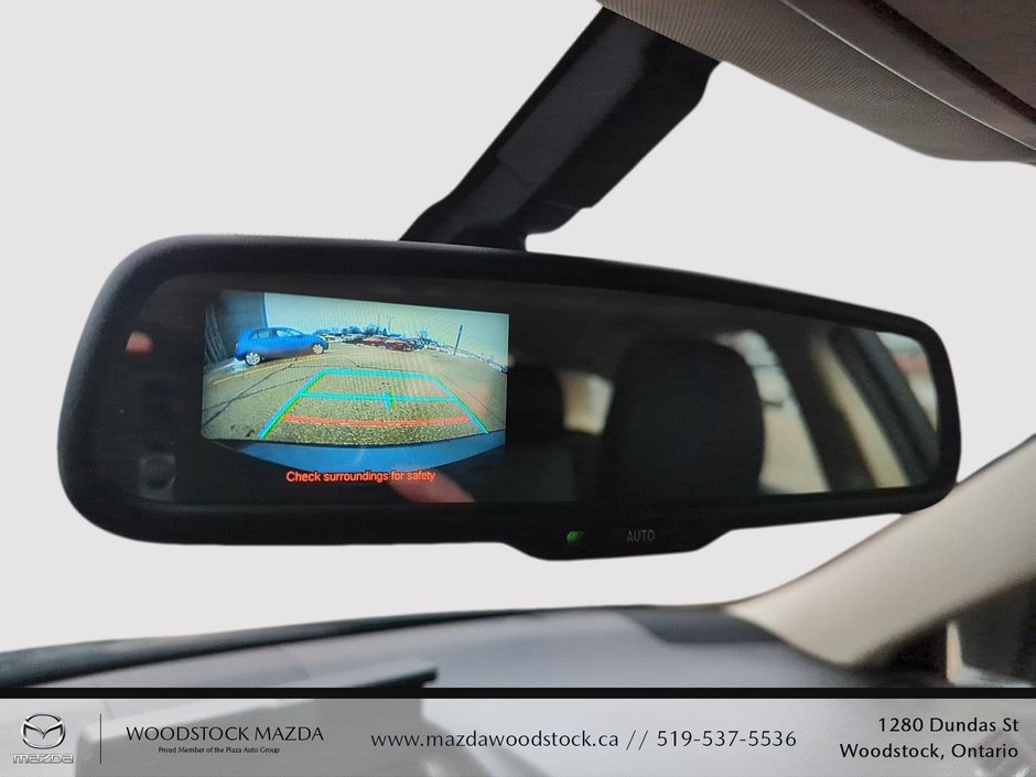 2017 Lexus CT 200h BASE-18