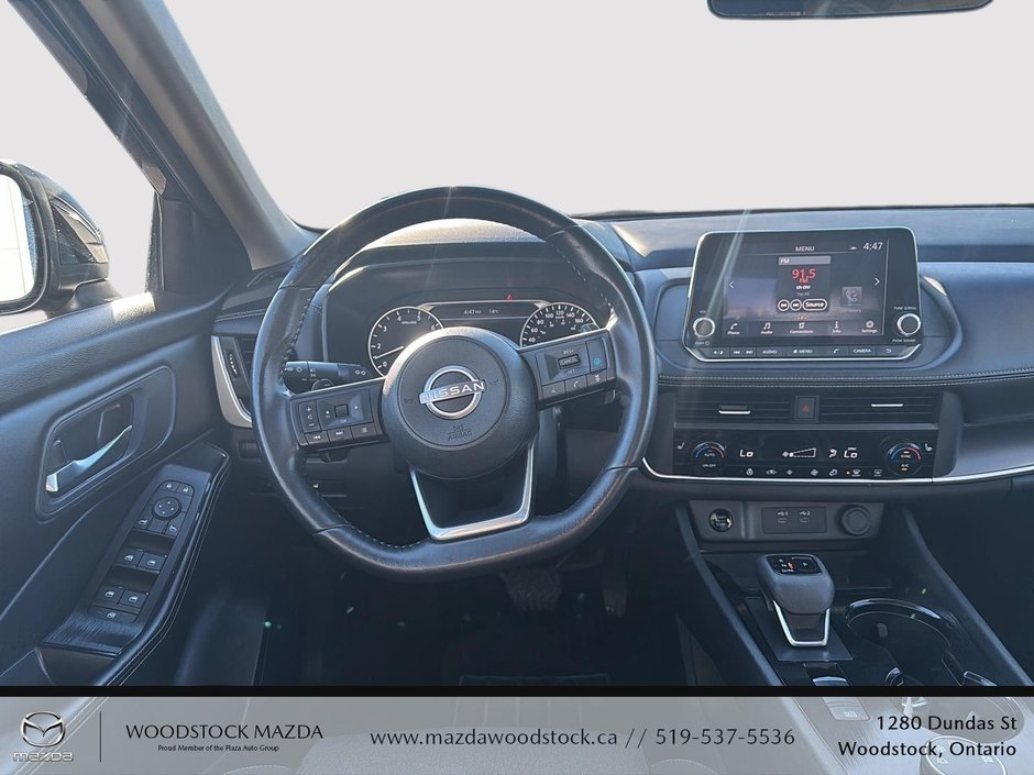 2024 Nissan Rogue SV Moonroof-8