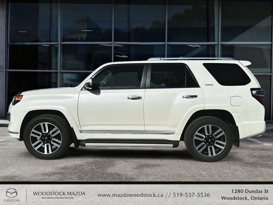 2023 Toyota 4Runner BASE-4