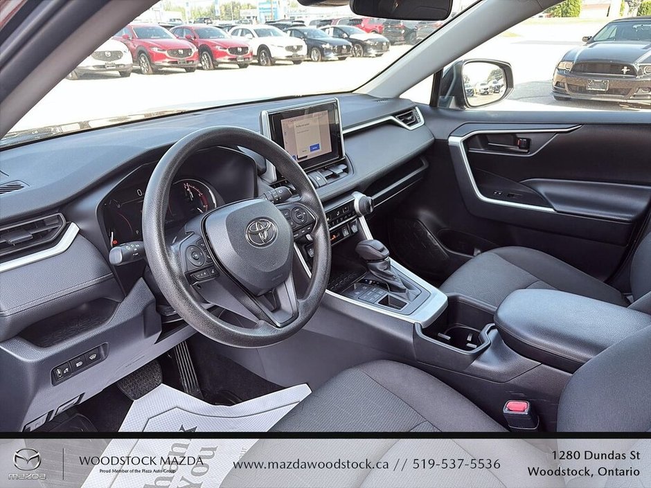 2023 Toyota RAV4 LE-15