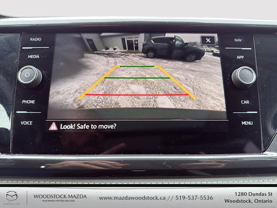 2023 Volkswagen Taos Highline-15