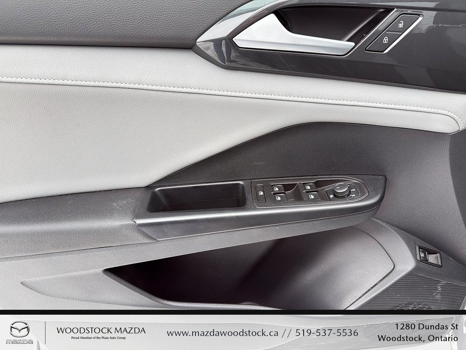 2023 Volkswagen Taos Highline-9