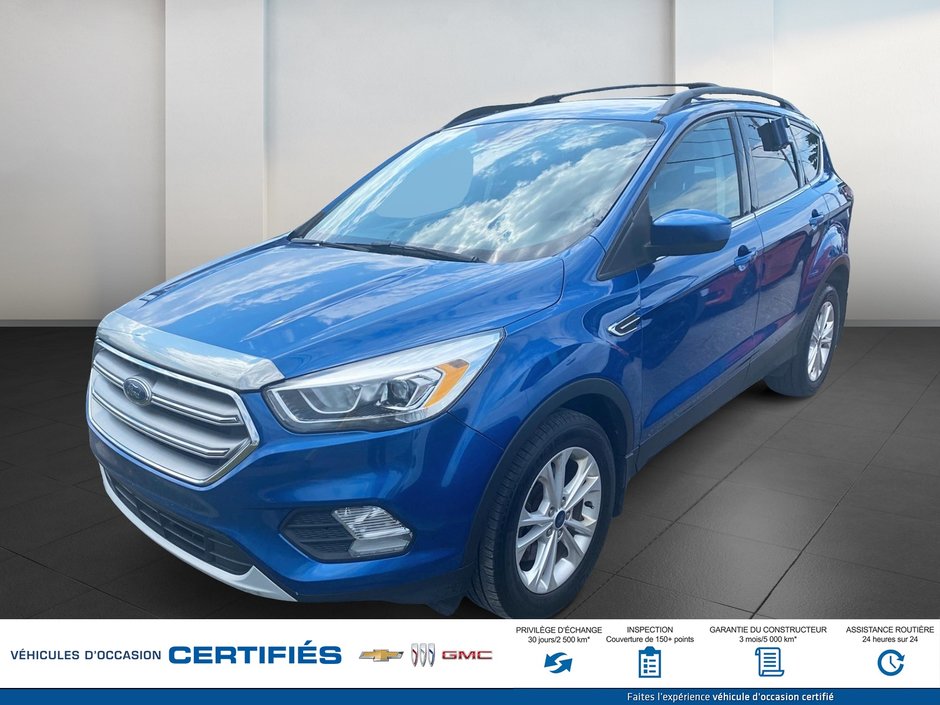 Ford Escape AWD SE 2017 à Alma, Québec - w940px